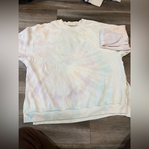 Super Soft Tie-Dye Sweatshirt - Picture 1 of 2